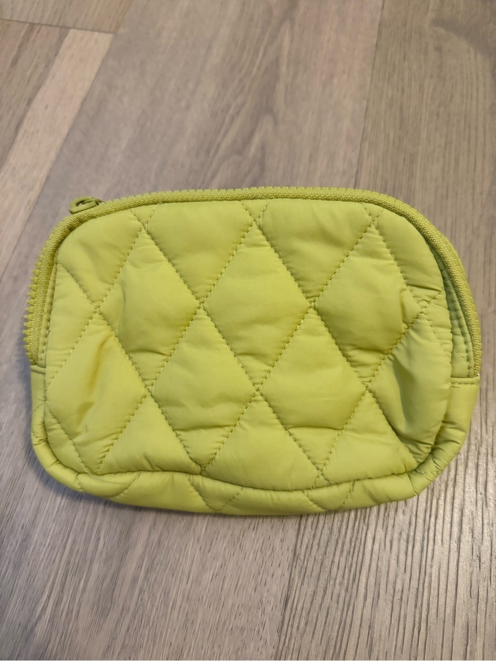 Vera Bradley Green/Yellow Quilted Belt Bag